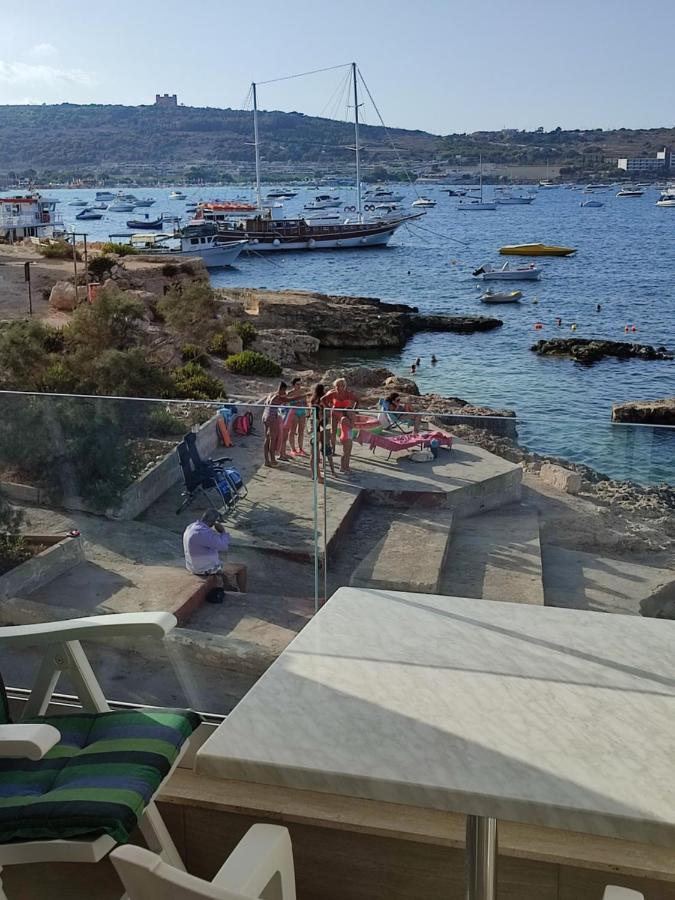 Apartamento Beachfront With Seaviews No56 Award Winner Unbeatable Location For Closeness To The Sea Ideal For Guests Looking For Winter Spring And Autumn Breaks In Sunny Malta Also Ideal For Coastal Hikers Mellieħa