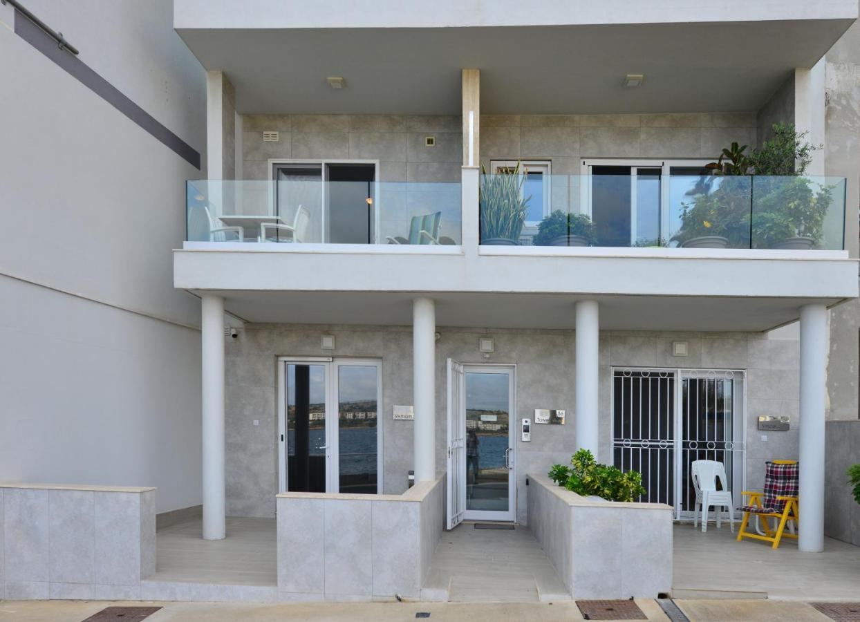 Beachfront With Seaviews No56 Award Winner Unbeatable Location For Closeness To The Sea Ideal For Guests Looking For Winter Spring And Autumn Breaks In Sunny Malta Also Ideal For Coastal Hikers Mellieħa