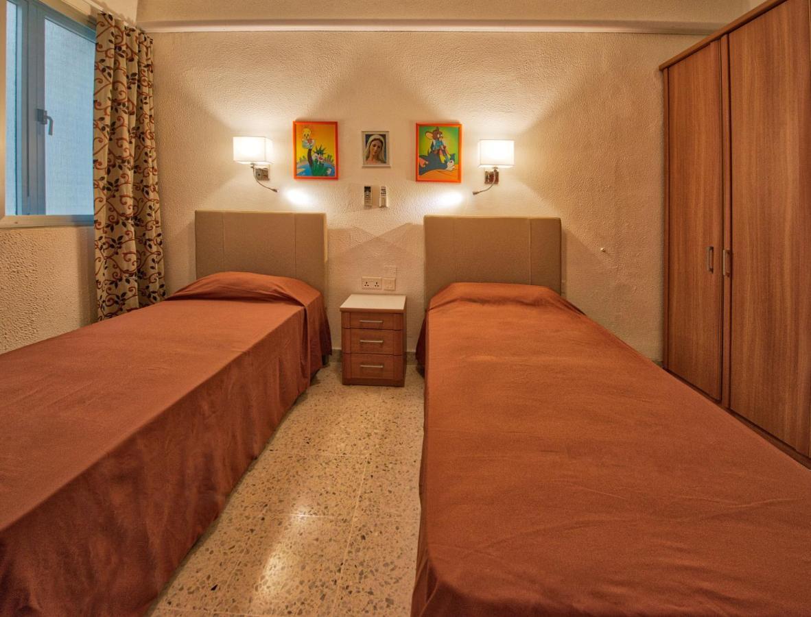 Beachfront With Seaviews No56 Award Winner Unbeatable Location For Closeness To The Sea Ideal For Guests Looking For Winter Spring And Autumn Breaks In Sunny Malta Also Ideal For Coastal Hikers Apartamento