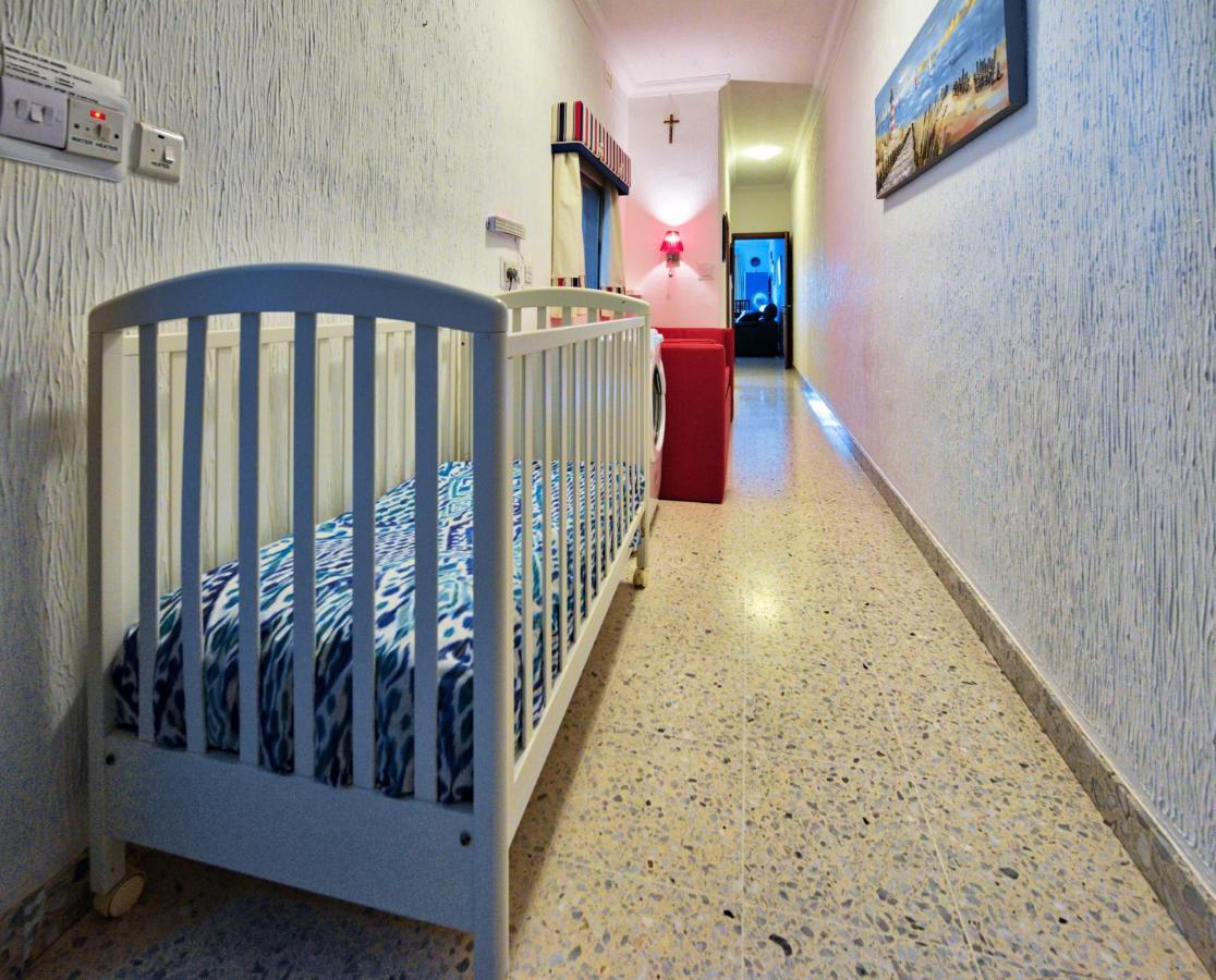 Beachfront With Seaviews No56 Award Winner Unbeatable Location For Closeness To The Sea Ideal For Guests Looking For Winter Spring And Autumn Breaks In Sunny Malta Also Ideal For Coastal Hikers *