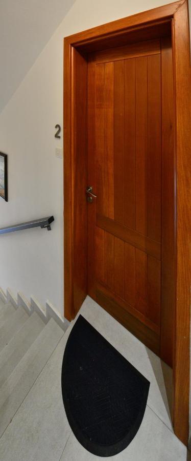 Beachfront With Seaviews No56 Award Winner Unbeatable Location For Closeness To The Sea Ideal For Guests Looking For Winter Spring And Autumn Breaks In Sunny Malta Also Ideal For Coastal Hikers Apartamento