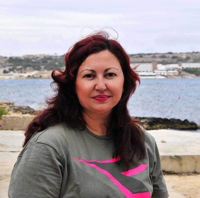 Apartamento Beachfront With Seaviews No56 Award Winner Unbeatable Location For Closeness To The Sea Ideal For Guests Looking For Winter Spring And Autumn Breaks In Sunny Malta Also Ideal For Coastal Hikers